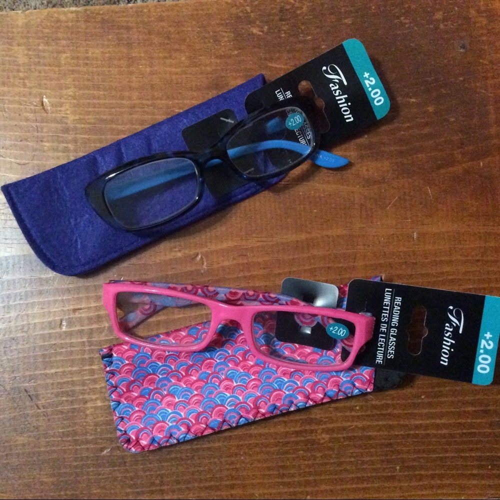 New set 2 Fashion 2.00 reading glasses with cases